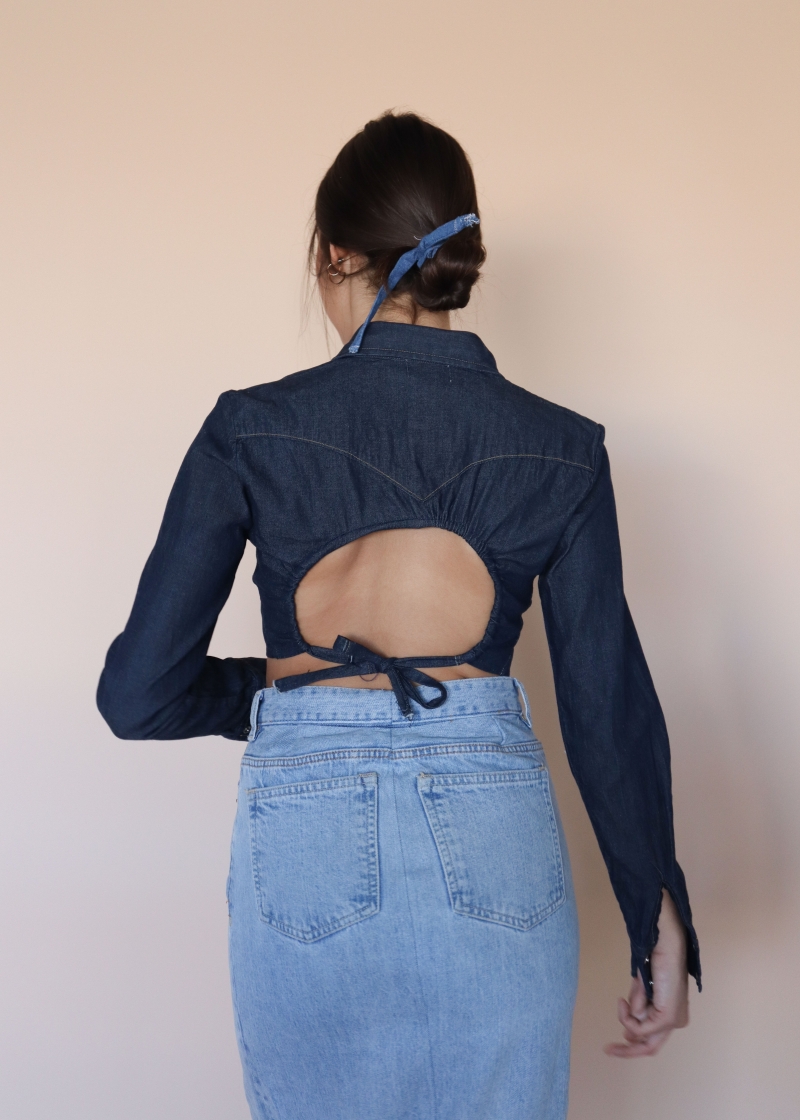Cropped shirt open back (006)